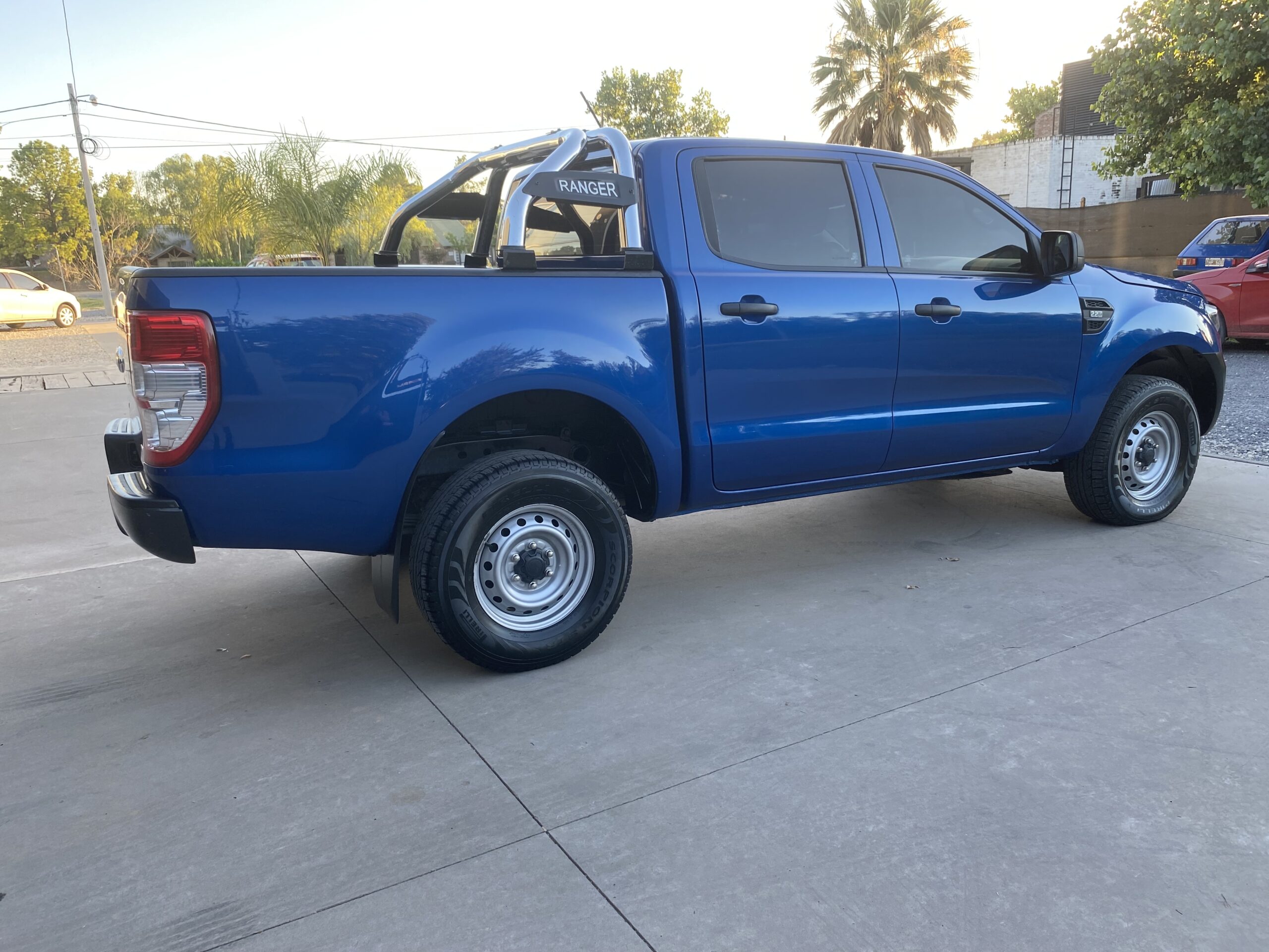 Ford RANGER doble cabina 4×2 XL 2.2 2019 80.000km
