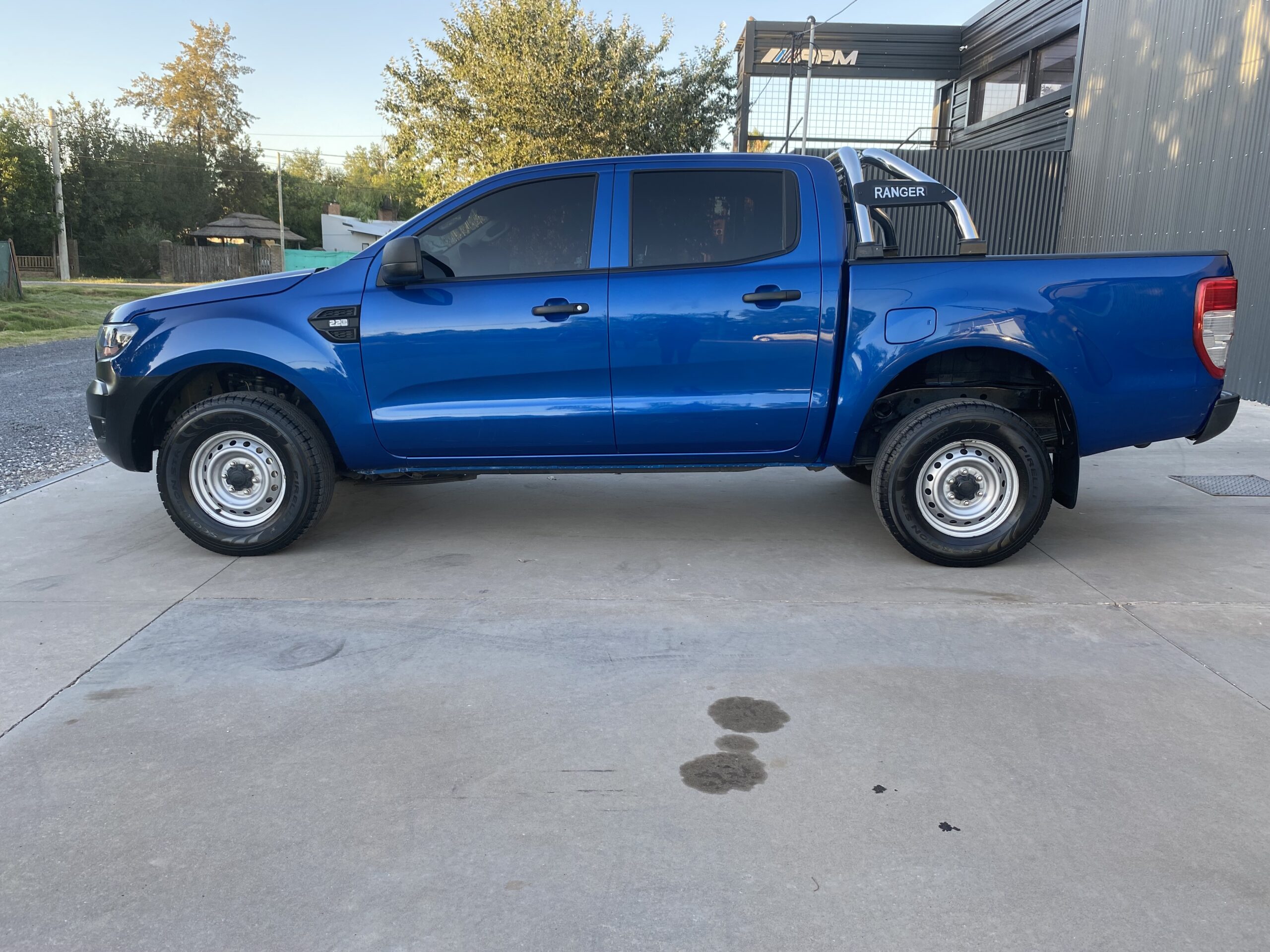 Ford RANGER doble cabina 4×2 XL 2.2 2019 80.000km