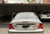 Vendo Ford Focus sedan 2005